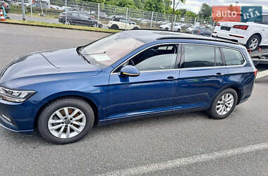 Универсал Volkswagen Passat 2021 в 