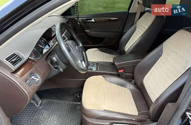 Седан Volkswagen Passat 2011 в 