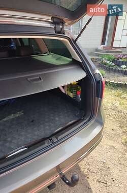 Универсал Volkswagen Passat 2011 в 