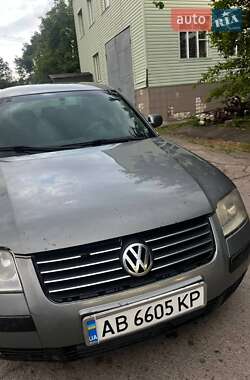 Седан Volkswagen Passat 2002 в Виннице