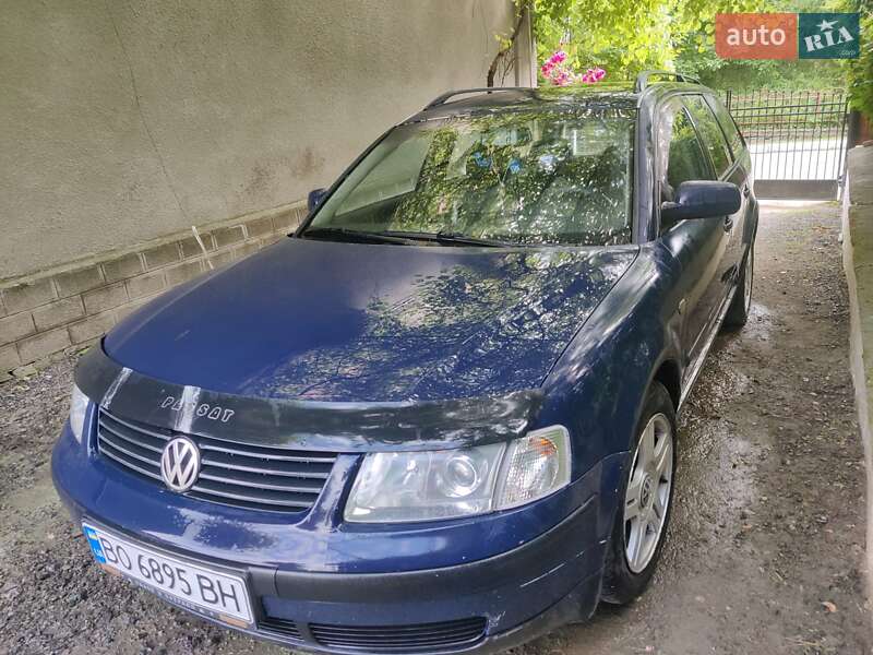 Универсал Volkswagen Passat 1998 в Залещиках