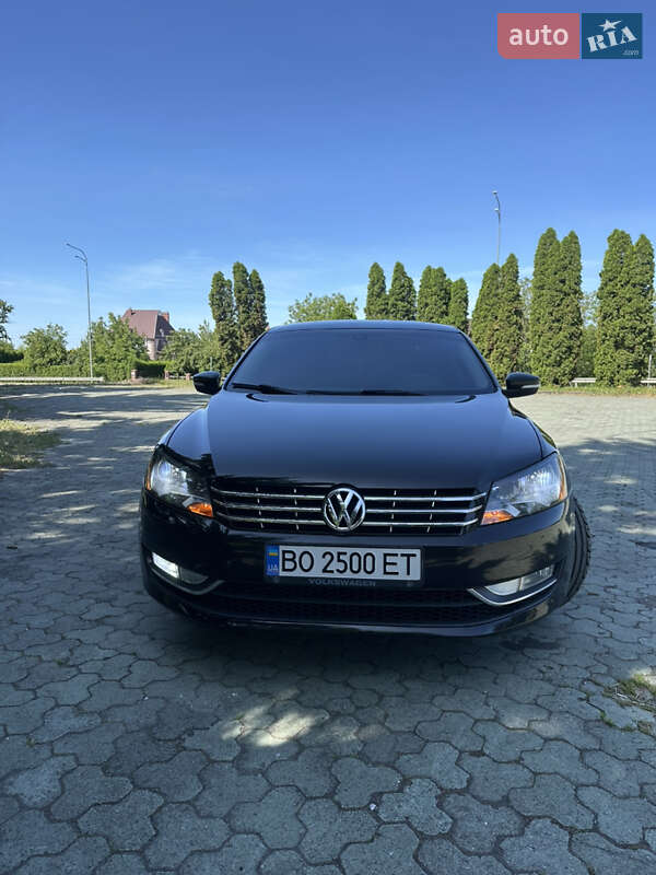 Седан Volkswagen Passat 2013 в Дубні