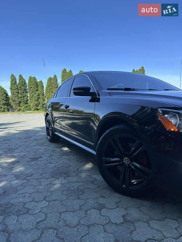 Седан Volkswagen Passat 2013 в Дубні