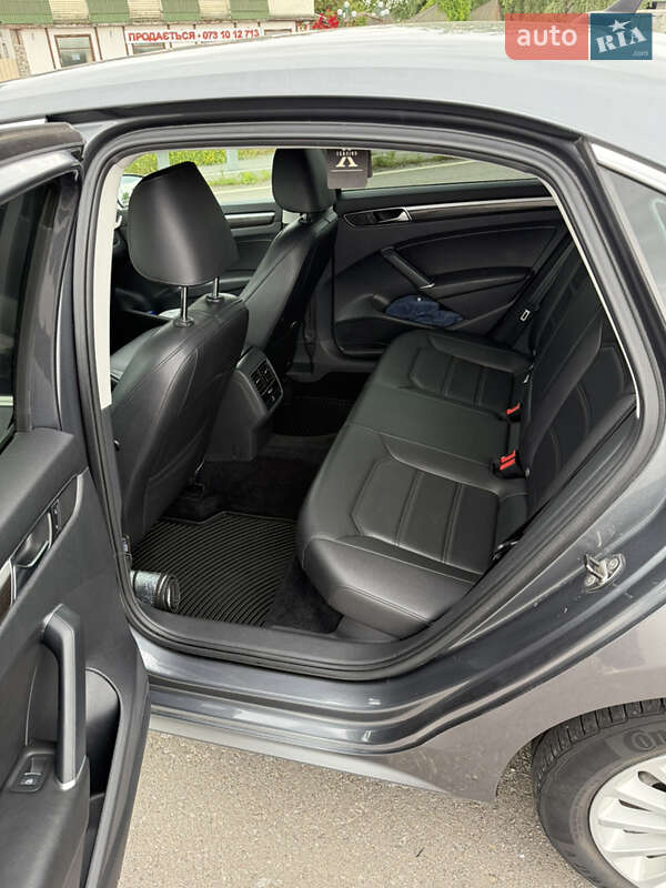 Седан Volkswagen Passat 2016 в Киеве фото 13 Седан Volkswagen Passat 2016 в Киеве