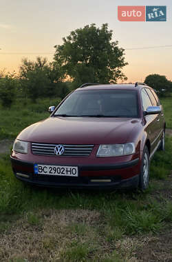 Универсал Volkswagen Passat 1998 в Самборе