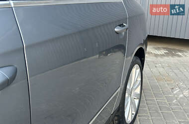 Седан Volkswagen Passat 2008 в 