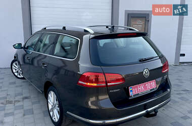 Універсал Volkswagen Passat 2012 в 