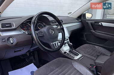 Універсал Volkswagen Passat 2012 в 