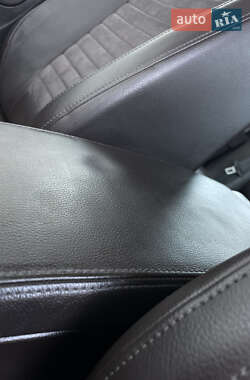 Універсал Volkswagen Passat 2012 в 