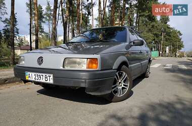 Универсал Volkswagen Passat 1992 в Тарасовке