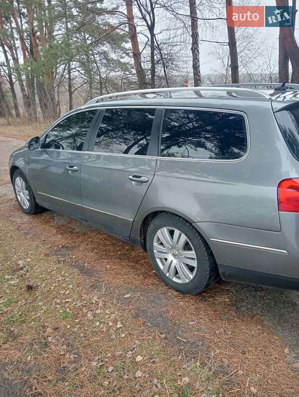 Универсал Volkswagen Passat 2005 в Киеве