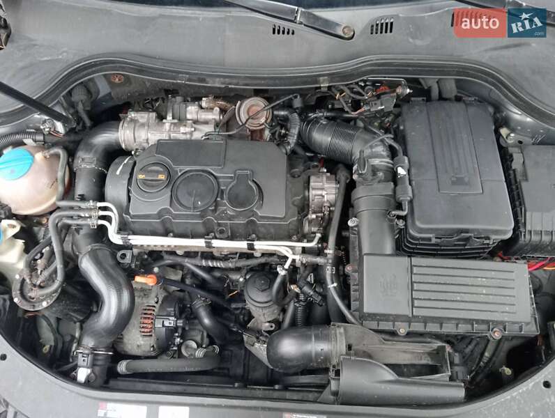 Универсал Volkswagen Passat 2005 в Киеве