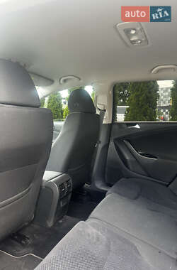 Универсал Volkswagen Passat 2009 в 