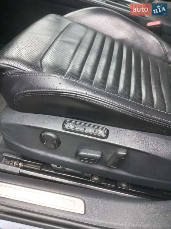 Универсал Volkswagen Passat 2015 в Хмельницком