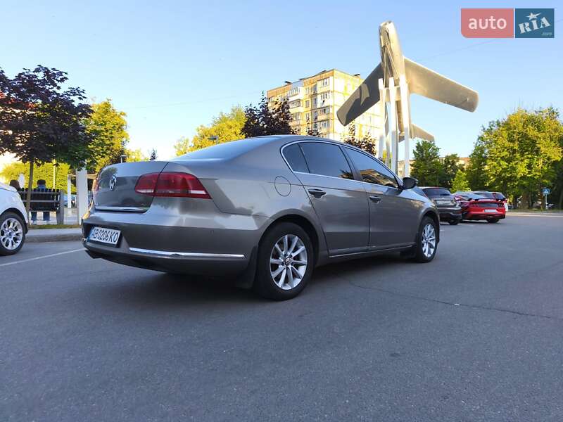 Volkswagen Passat 2011