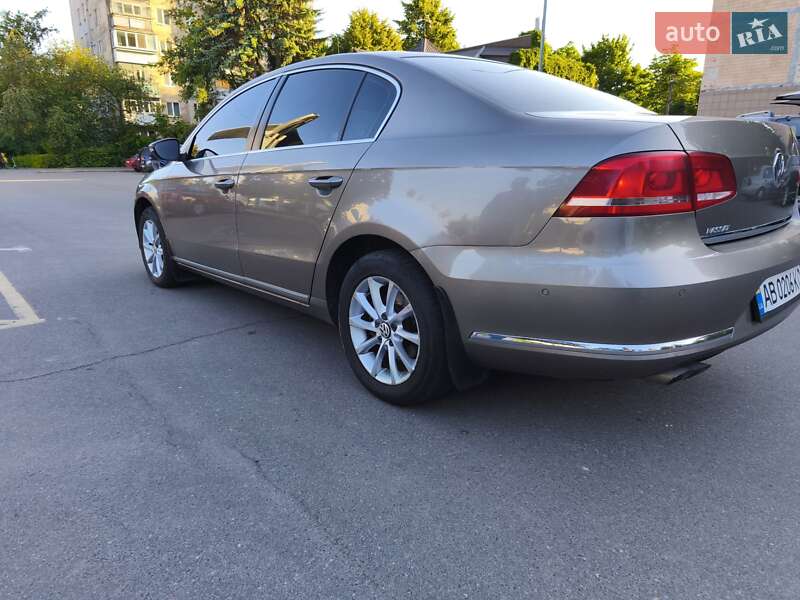 Седан Volkswagen Passat 2011 в Вінниці