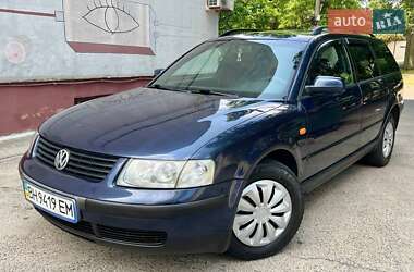 Универсал Volkswagen Passat 1997 в Одессе