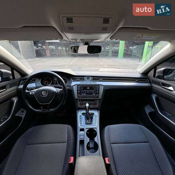 Volkswagen Passat 2019