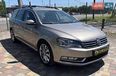 Універсал Volkswagen Passat 2012 в Стрию