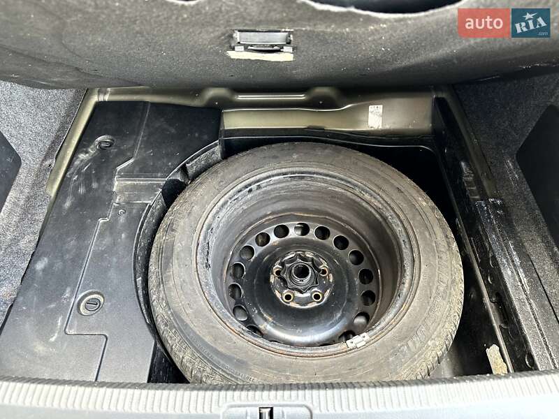 Седан Volkswagen Passat 2006 в Ивано-Франковске фото 65 Седан Volkswagen Passat 2006 в Ивано-Франковске