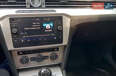 Универсал Volkswagen Passat 2017 в 