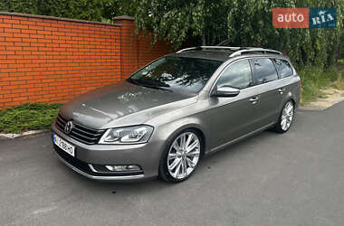 Универсал Volkswagen Passat 2013 в Вышгороде
