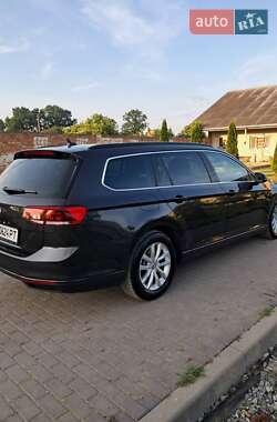 Універсал Volkswagen Passat 2020 в Ходореві