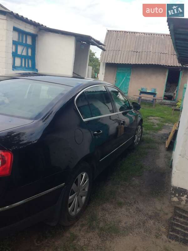 Седан Volkswagen Passat 2007 в Дніпрі