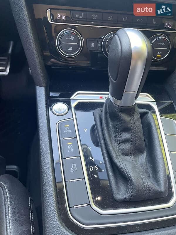 Универсал Volkswagen Passat 2015 в Любомле