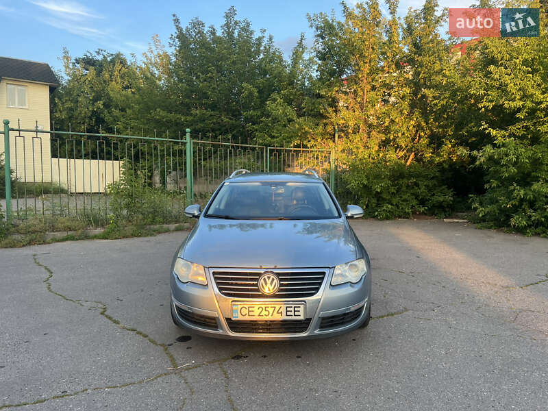 Універсал Volkswagen Passat 2008 в Харкові