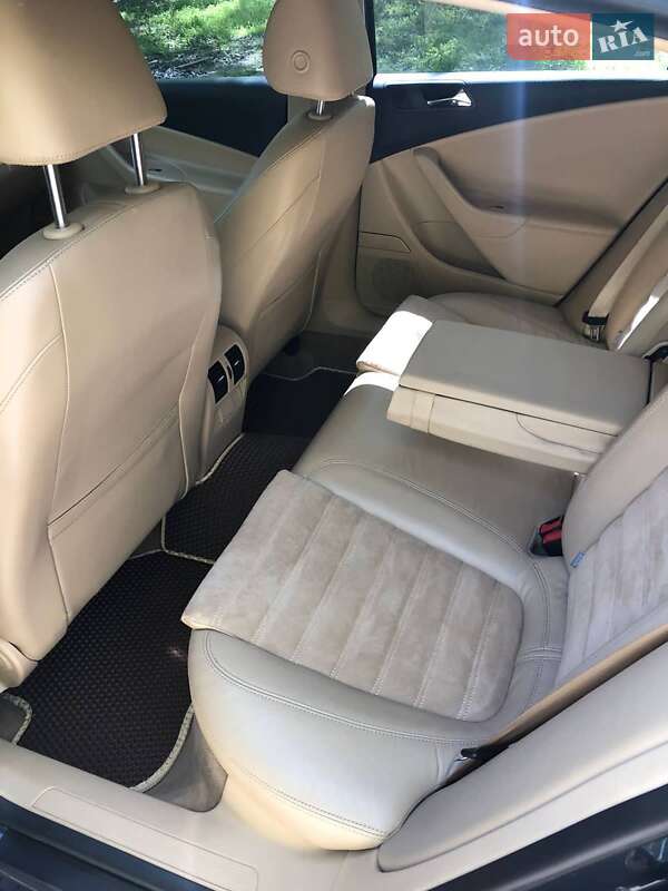 Седан Volkswagen Passat 2007 в Вышгороде