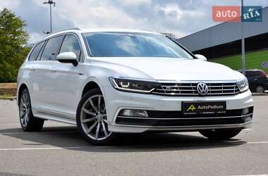 Универсал Volkswagen Passat 2018 в Киеве
