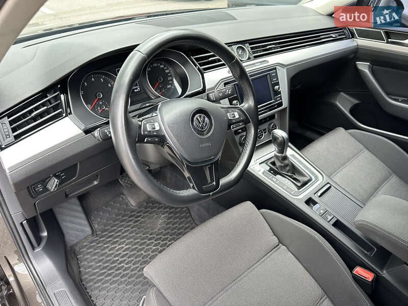 Седан Volkswagen Passat 2018 в Полтаве фото 17 Седан Volkswagen Passat 2018 в Полтаве