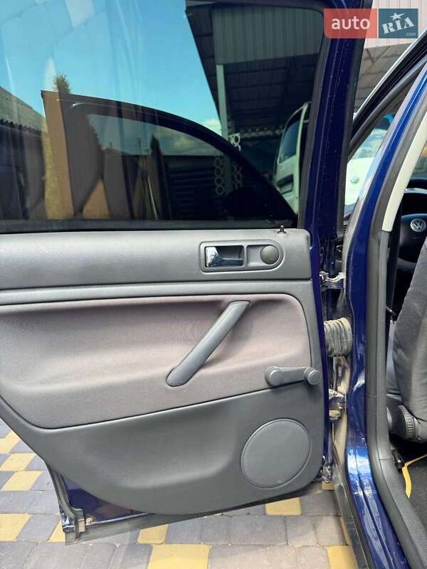 Універсал Volkswagen Passat 2005 в Гайвороні