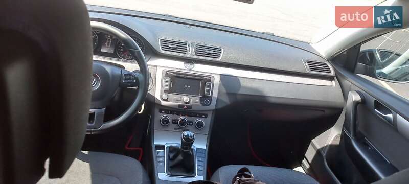 Универсал Volkswagen Passat 2013 в Виннице
