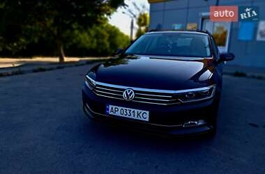 Универсал Volkswagen Passat 2018 в Запорожье