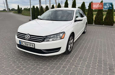 Седан Volkswagen Passat 2015 в Львові