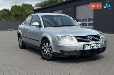 Седан Volkswagen Passat 2004 в Шептицькому