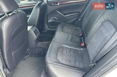 Седан Volkswagen Passat 2013 в 