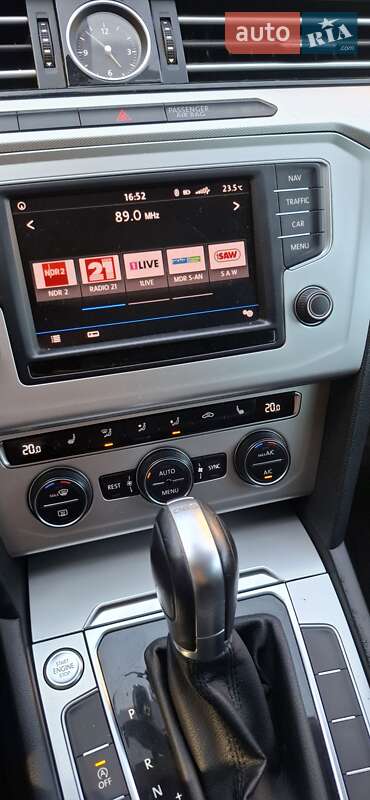 Универсал Volkswagen Passat 2016 в Тернополе