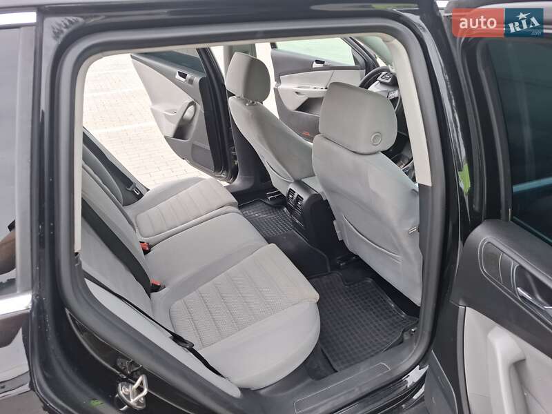 Универсал Volkswagen Passat 2006 в Умани фото 23 Универсал Volkswagen Passat 2006 в Умани