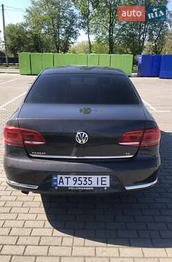 Седан Volkswagen Passat 2010 в 