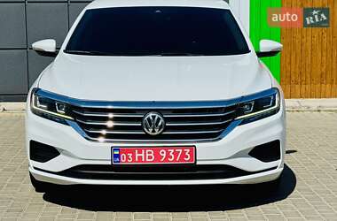 Седан Volkswagen Passat 2020 в Одесі