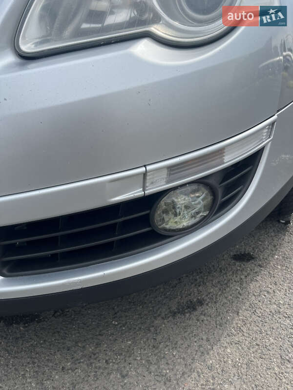 Седан Volkswagen Passat 2008 в Києві