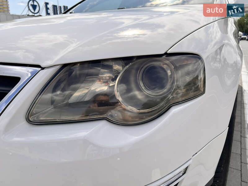 Седан Volkswagen Passat 2010 в Одессе