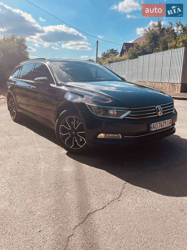 Универсал Volkswagen Passat 2016 в Ужгороде