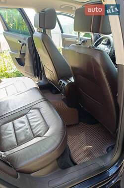 Універсал Volkswagen Passat 2010 в 
