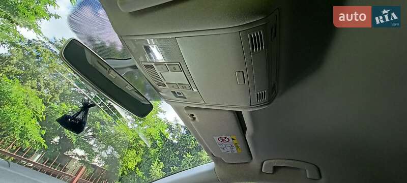 Універсал Volkswagen Passat 2015 в Львові