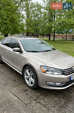 Седан Volkswagen Passat 2015 в Днепре
