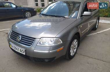 Універсал Volkswagen Passat 2004 в Одесі
